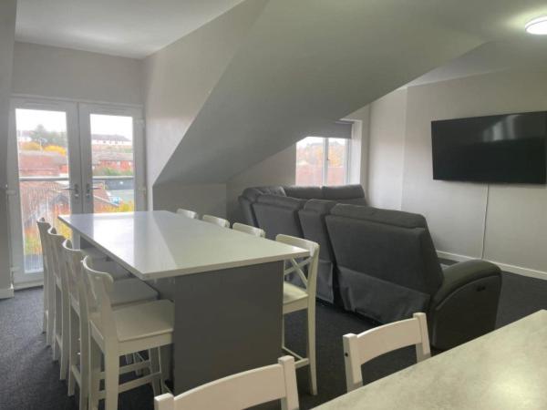 Ryan I Air I Bnb - 102 Mill Street - Free Parking Liverpool Zimmer foto