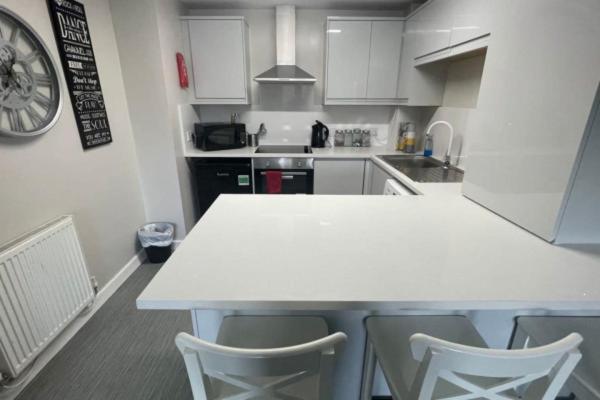 Ryan I Air I Bnb - 102 Mill Street - Free Parking Liverpool Zimmer foto