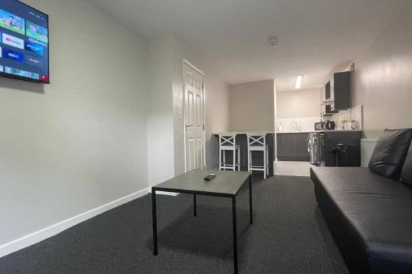 Ryan I Air I Bnb - 102 Mill Street - Free Parking Liverpool Zimmer foto