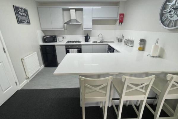 Ryan I Air I Bnb - 102 Mill Street - Free Parking Liverpool Zimmer foto
