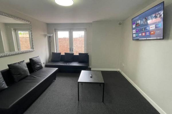 Ryan I Air I Bnb - 102 Mill Street - Free Parking Liverpool Zimmer foto