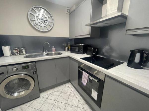 Ryan I Air I Bnb - 102 Mill Street - Free Parking Liverpool Zimmer foto