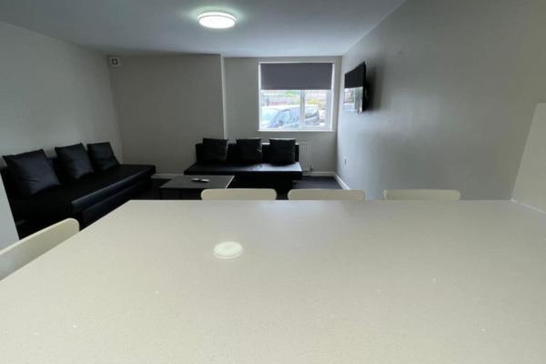 Ryan I Air I Bnb - 102 Mill Street - Free Parking Liverpool Zimmer foto
